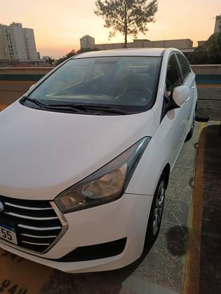 HYUNDAI HB20S 1.0 COMFORT PLUS 12V FLEX 4P MANUAL